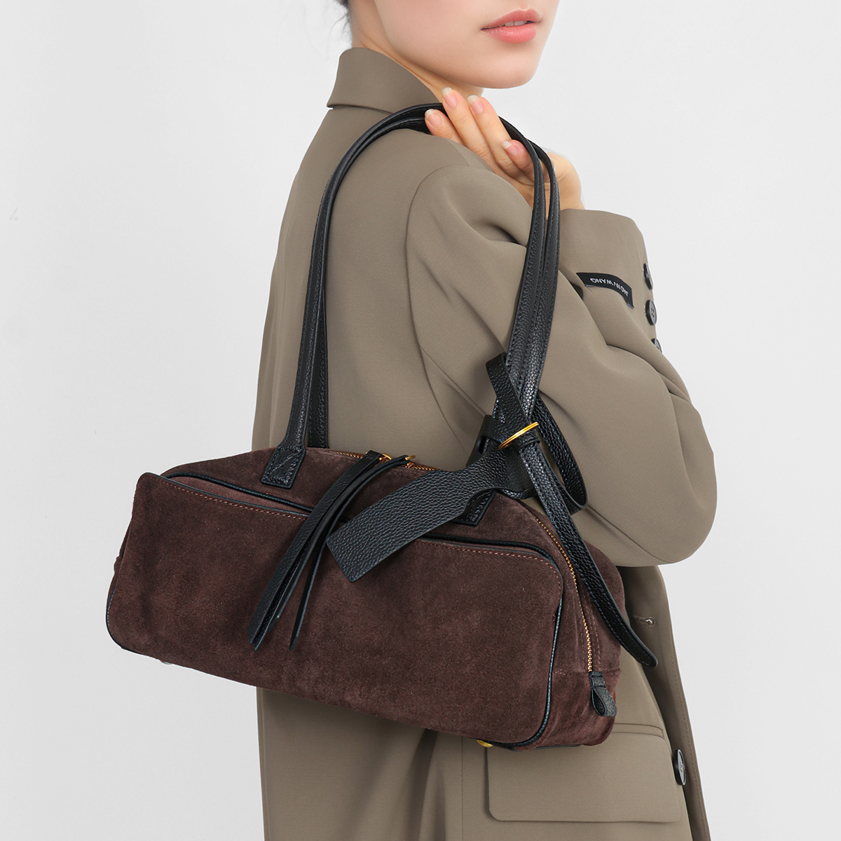 Korean Niche Hot-Selling Bowling Bag New Commuter Large Capacity Boston Genuine Leather Handbag Shoulder Bag For Women - Thumbnail 4
