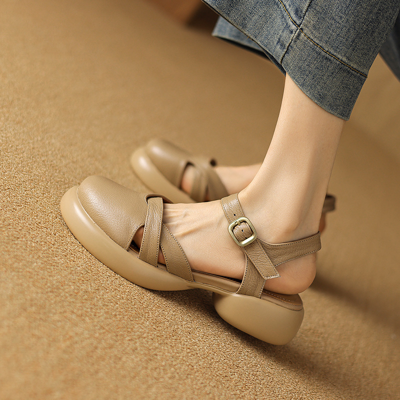 Sandal nữ quai ngang hở lưng mũi tròn đế dày da thấp — Màu trắng be
