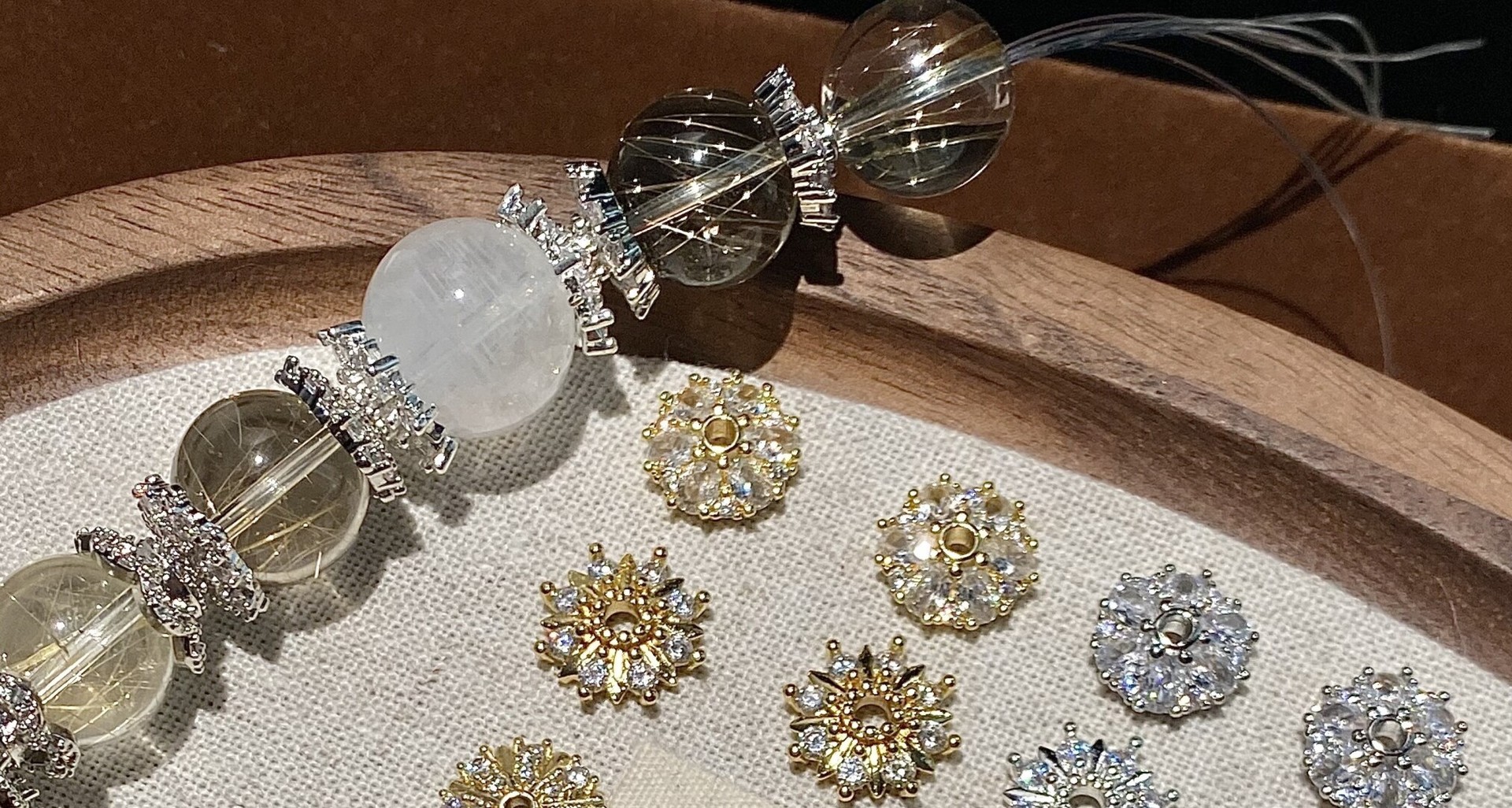 Color-Preserving 14K Gold-Filled Micro-Paved Zircon Crystal Accessories DIY Flower Tray Cap Spacer Beads Handmade Beaded Necklace Bracelet Accessories