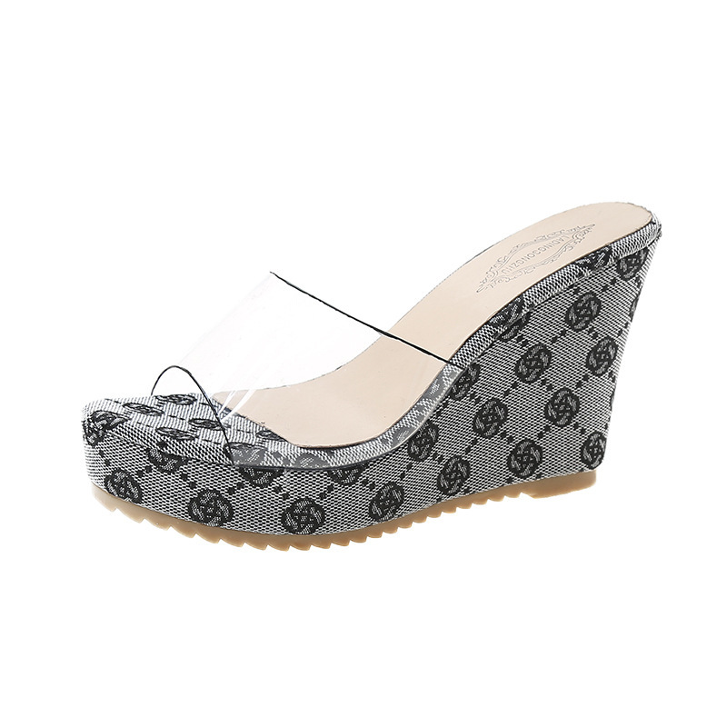 2022 spring and summer new fashion wedge heel outerwear solid color one-shaped transparent beach shoes women's sandals and slippers_voghion.com