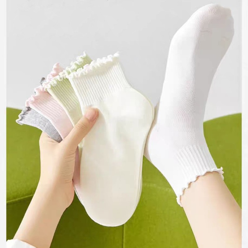 Ruffled Edge Socks for Women, Cotton Short Socks for Spring and Summer, Thin Breathable Sweat-Absorbing Mid-Calf Socks Paired with Small Leather Shoes, New Cotton Socks Ruffled Edge Socks for Women, Cotton Short Socks for Spring and Summer, Thin Breathable Sweat-Absorbing Mid-Calf Socks Paired with Small Leather Shoes, New Cotton Socks