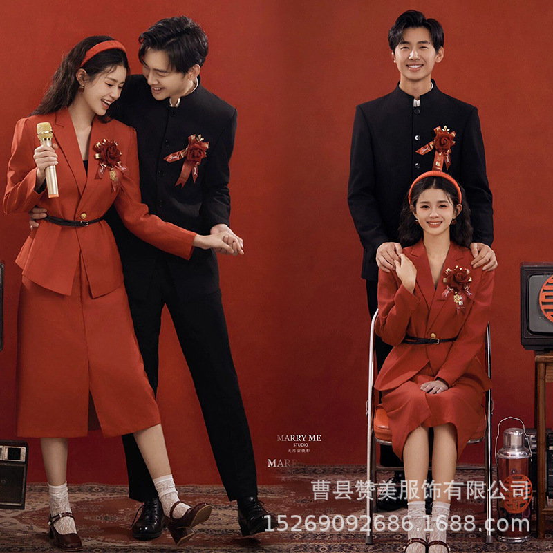 Photo Studio Retro Hong Kong Style High-end Red Toasting Suit Couple Suit Temperament Banquet Wedding Engagement Indoor Photo
