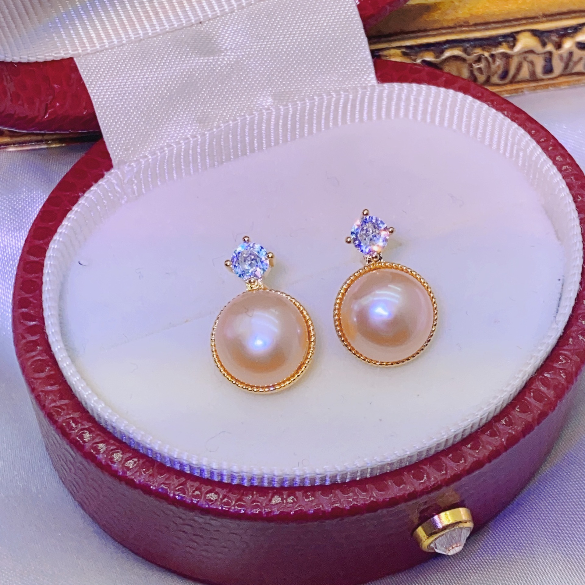 C4017A 골드 귀걸이 핑크 보라색 임의의 머리