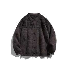 RUIIENRS x UNDEVAN 2025 冬季新款美式复古圆领做旧毛衣UNME002