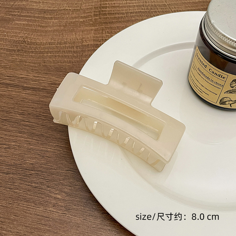 Clipper de cabello de peluche de color café de alto rendimiento de mujeres otoño invierno peludo de gran tamaño detrás del brazo de caparazón tiburón clipper de cabello adornamiento