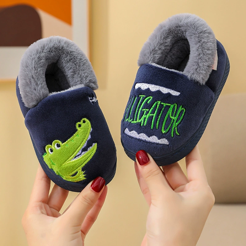 Детские зимние cartoon shoes, нескользящие тёплые тапочки для дома