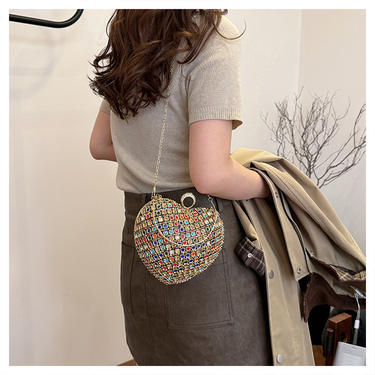 Plata Colores Oro Metal Forma De Corazón Diamante De Imitación En Forma De Corazon Bolsos De Noche display picture 23
