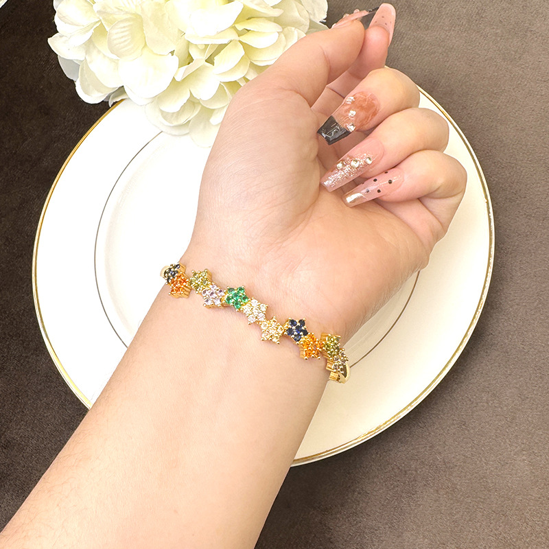 Brazalete de 18k de galvanoplastia de oro de arena antigua transfronteriza, anillo de circonio con microincrustaciones de estilo europeo y americano, joyería de nicho femenina que no se desvanece durante mucho tiempo