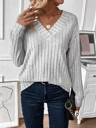 European and American autumn and winter hot long-sleeved V-neck knitted T-shirt casual solid color top women's clothing