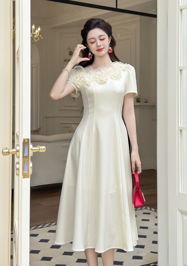 Váy maxi nữ thiết kế kiểu Pháp, trễ vai cánh hoa, ôm eo, xòe nhẹ — mơ chi tiết 6