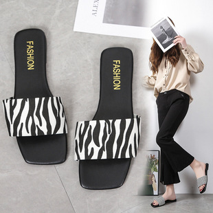 Flat Slippers for Women 2022 Summer New Casual Export Checkerboard Beach Slippers for Women Wholesale