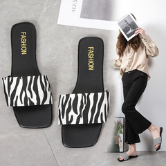 Flat slippers for women 2022 summer new casual foreign trade checkerboard beach sandals for women wholesale