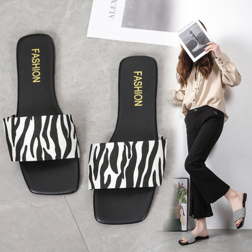 Flat slippers for women  summer new casual foreign trade checkerboard beach sandals for women wholesale