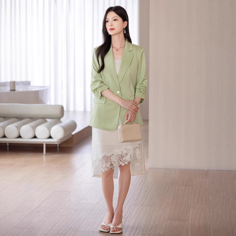 Endi Mint Green Three-Quarter Sleeve Triacetate Blazer for Women, 2026 Summer Thin Style with a High-End Feel