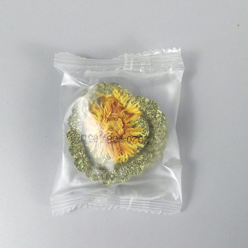 Hamster snacks, molar grass cakes, alfalfa grass, golden bears, rabbits, guinea pigs, small animal snacks, grass cakes wholesale