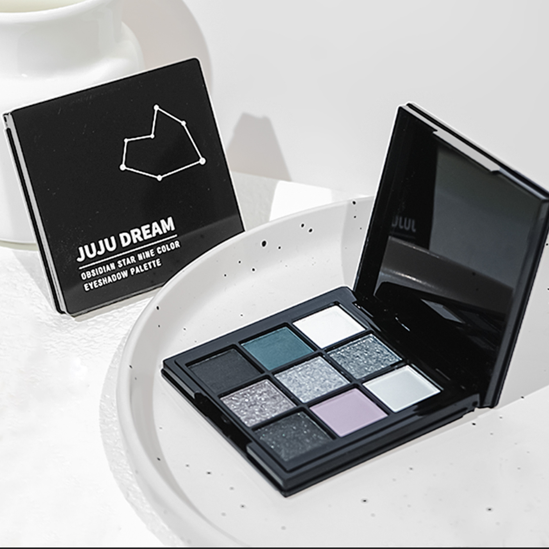 Juju Dream Obsidian Star Nine-Color Eyeshadow Palette European and American Smoky Makeup Dark Black Cement Palette Cross-Border