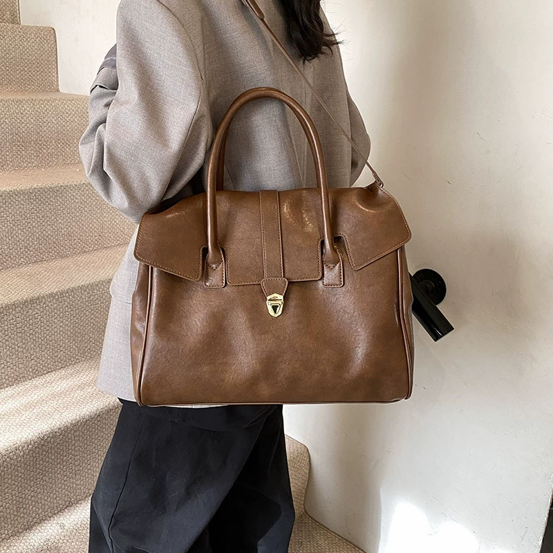Retro handheld shoulder bag, capacious one-shoulder bag