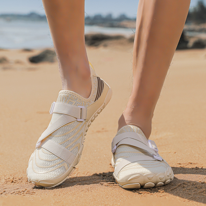 Nuevos zapatos de retroceso al aire libre, zapatos de playa transpirables, zapatos de natación de snorkel antideslizante, zapatos de montaña para hombres y mujeres