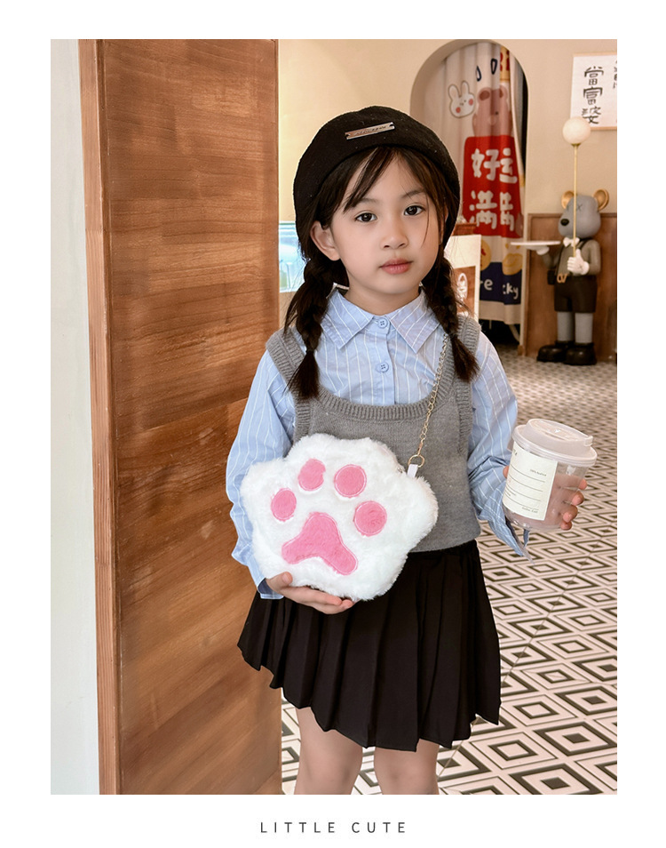 2024 New Korean plush single-shoulder crossbody pocket change children's bag, cute baby holding chain small bag for girls full figure