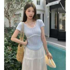 大码夏季漂亮蕾丝短袖上衣女新款时尚针织独特气质修身T恤打底衫