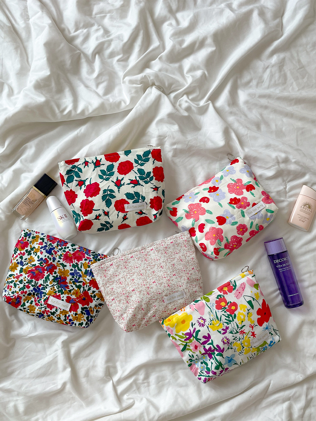 Small Size Classic Style Ditsy Floral Cloth Square Makeup Bags