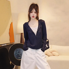 大码胖mm早秋季假两件连帽薄款防晒长袖上衣女夏季新款开衫短外套