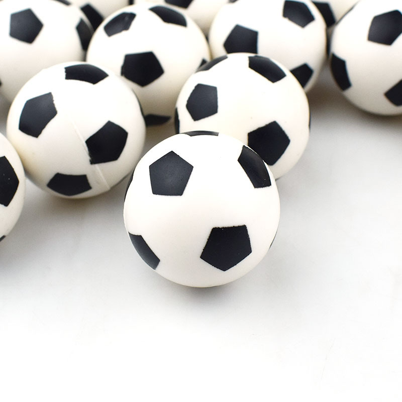 No. 32 30MM blanco y negro elástico pequeño fútbol de forma de bola elástica bola de rebote bola de torsión de huevos juguetes transfronterizos