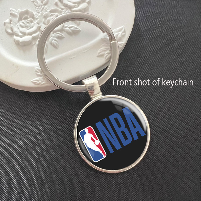 NBAチームのエンブレムのキーホルダーの時間宝石合金のペンダントのカバンの自動車の鍵のペンダントのバスケットボールのファンのプレゼント|undefined