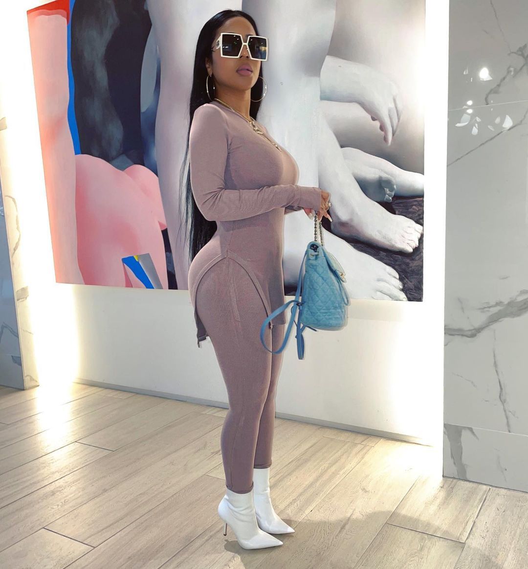 moremoneyminaa_131600681_74745