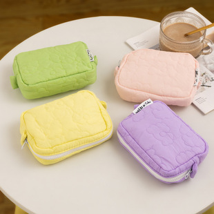 New Candy-Colored Cosmetic Bag, Cute Storage Bag, Student Portable Mini Cotton-Filled Quilted Flower Hand-Held Small Square Bag