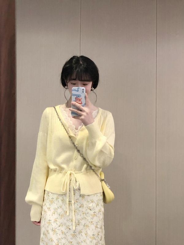 法式甜美黄色U领长袖开衫上衣女收腰显瘦针织衫外套初秋穿搭上衣|undefined