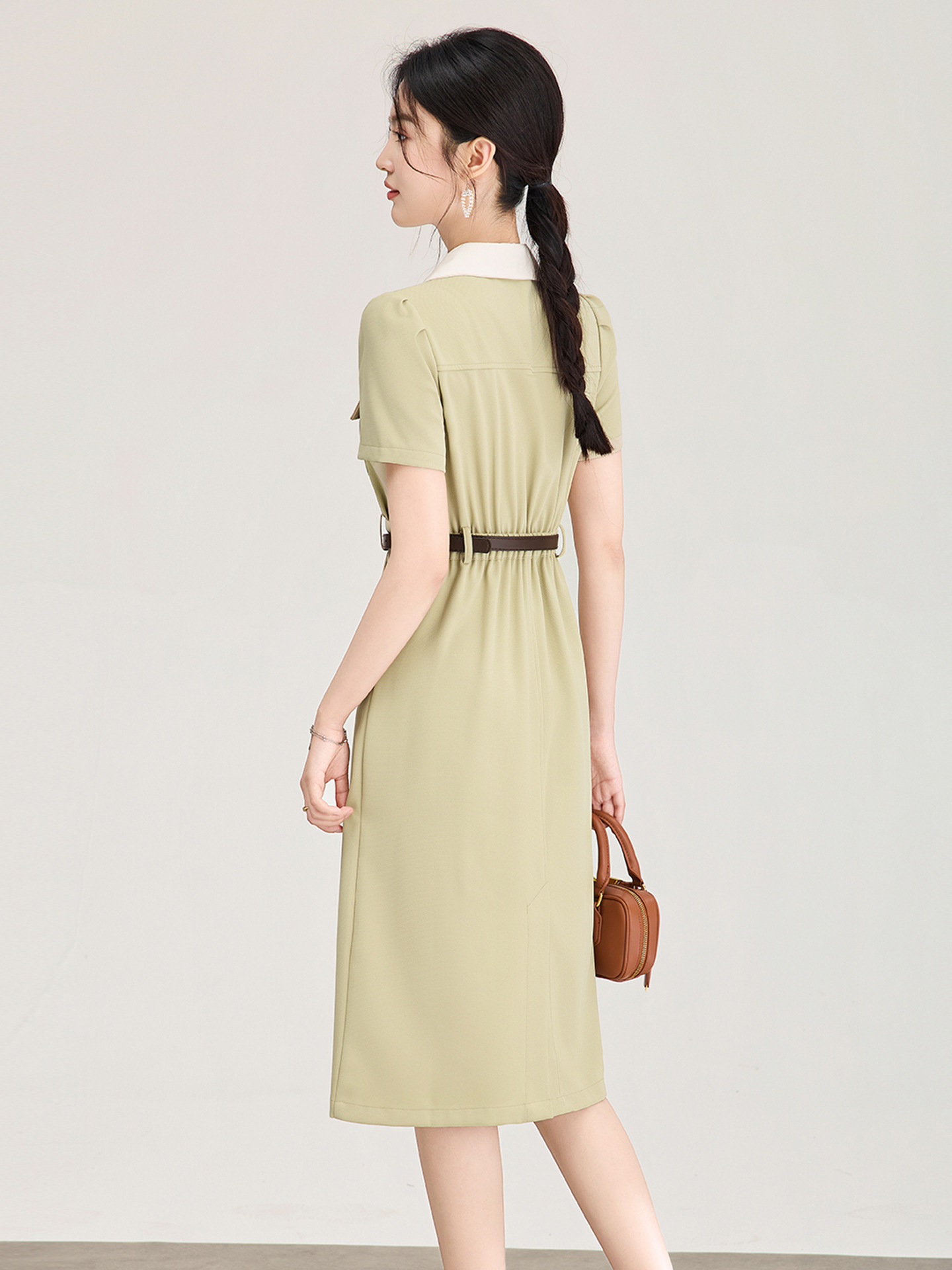 Đầm dài cổ sơ mi phong cách vintage nữ tay ngắn dáng suông — xanh lá cây