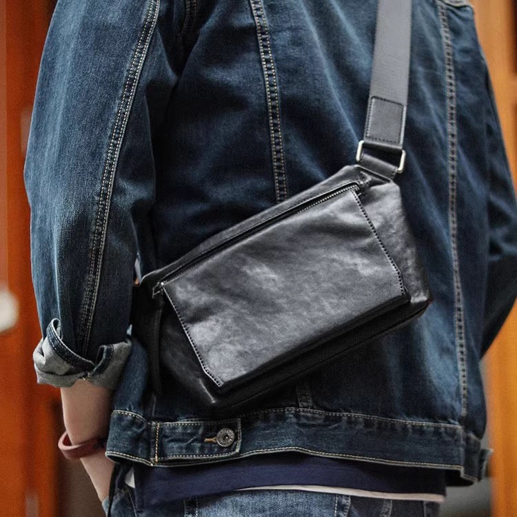 New trendy men's shoulder bag, crossbody style, fashionable, casual, versatile men's bag, men's top-grain cowhide chest bag
