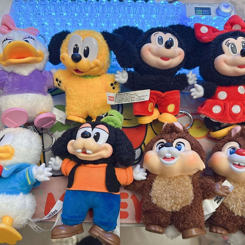 広州ミッキーとミニーの人気ミッキーファミリーかわいい一緒にペンダントシリーズフィギュアブラインドボックスフィギュアトレンディなおもちゃ|undefined