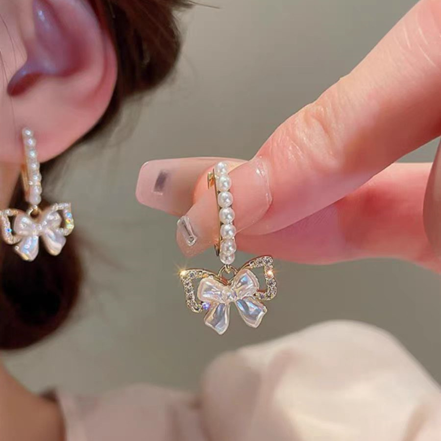 1 Pair IG Style Geometric Plating Inlay Alloy Artificial Pearls Rhinestones Opal Earrings display picture 2