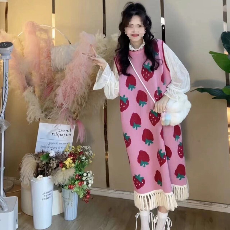 Autumn New Knitted Vest with Heavy Strawberry Design, Versatile Sweater, Sweet Korean Style, Plus-Size Trendy Women's Vest