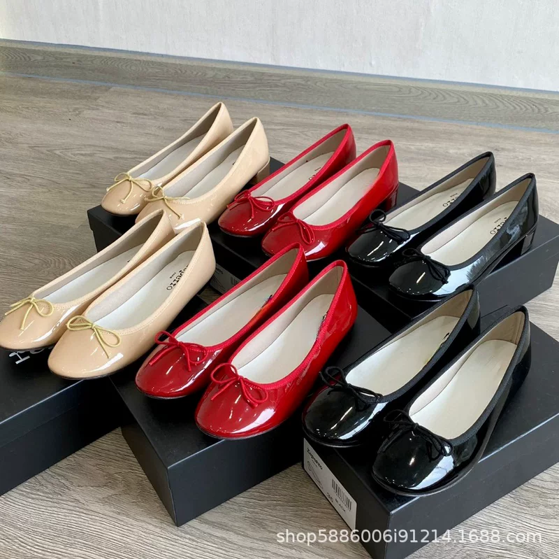 Туфли Мэри Джейн (Repetto) с круглым носом, пряжка-бантик, подошва из натуральной кожи, балетки и каблук 3 см