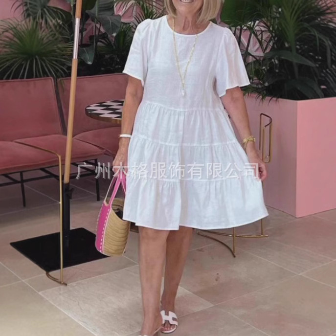 summer fresh cute comfortable dress with a round collar