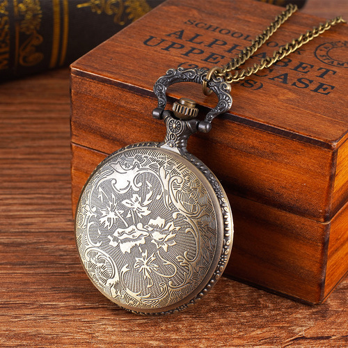 Wind Zodiac Dragon Totem Large Pocket Watch Embossed Dragon Nostalgic Retro Copper Color 6005-1
