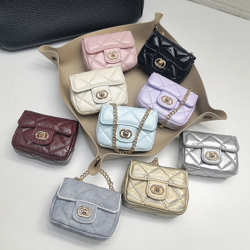 Cross-border CF new coin purse, fashionable mini quilted Chanel-style versatile crossbody bag for women, Bluetooth earphone bag pendant