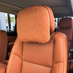 零走c 16/c 10専用ヘッドレスト車載首保護枕スエード工場の毛皮内装改造部品を適用します。