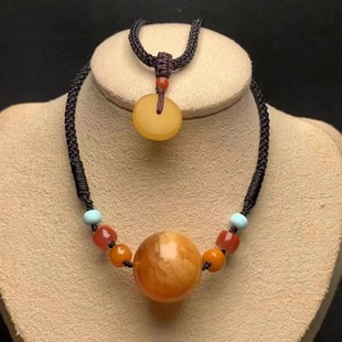 Natural Honey Wax Old Honey Flower Wax Round Bead Clavicle Chain Wax Rich with Hand-woven Rope Necklace Women's Necklace