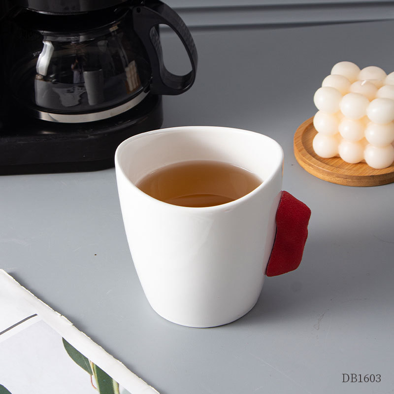 �羳��ֿ������ұ�����������ֵ���˱�ins���������մɱ�