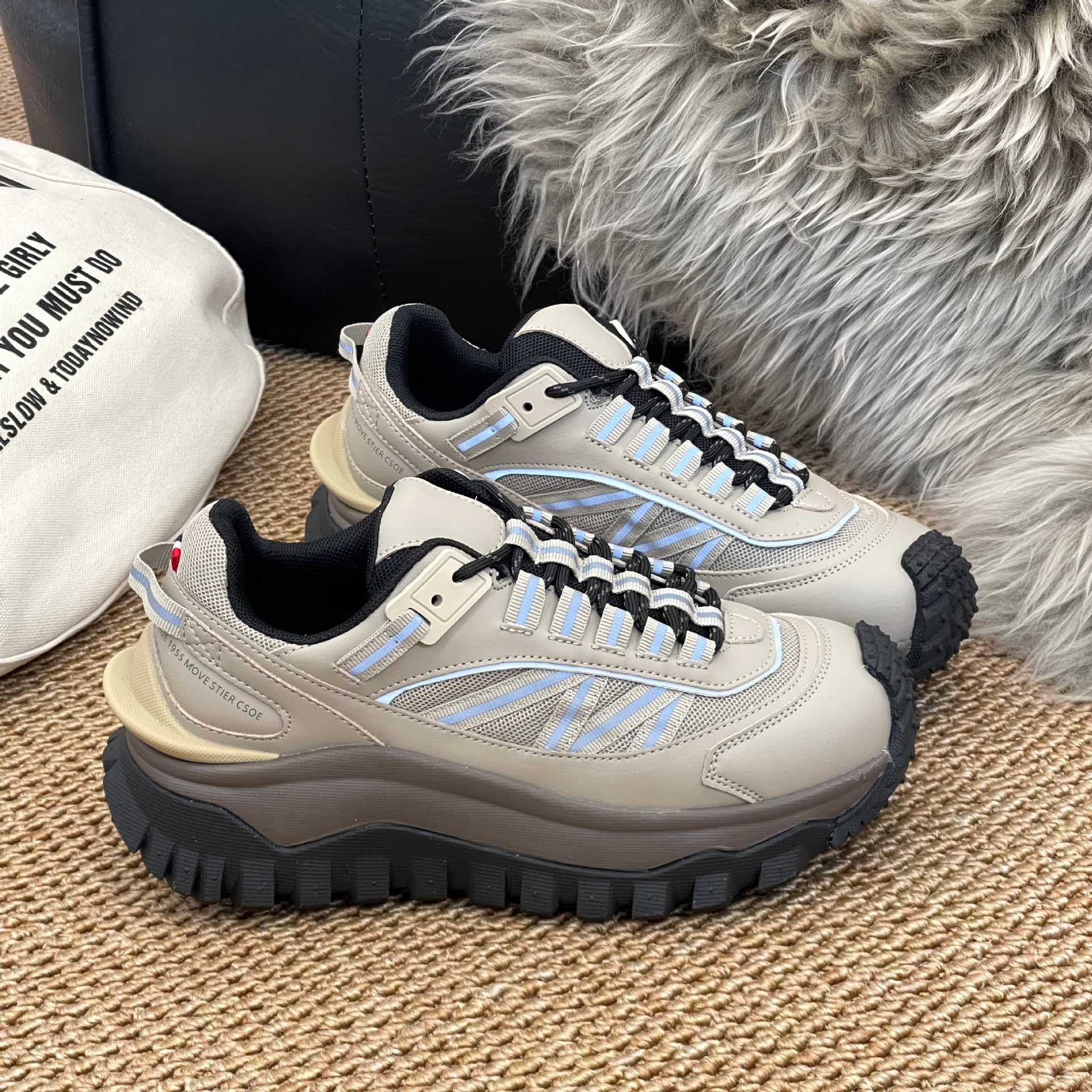 Trendy Retro Height-Increasing Casual Shoes for Women 2025 Autumn and Winter New White Shoes Women's Hiking Dad Shoes Trendy