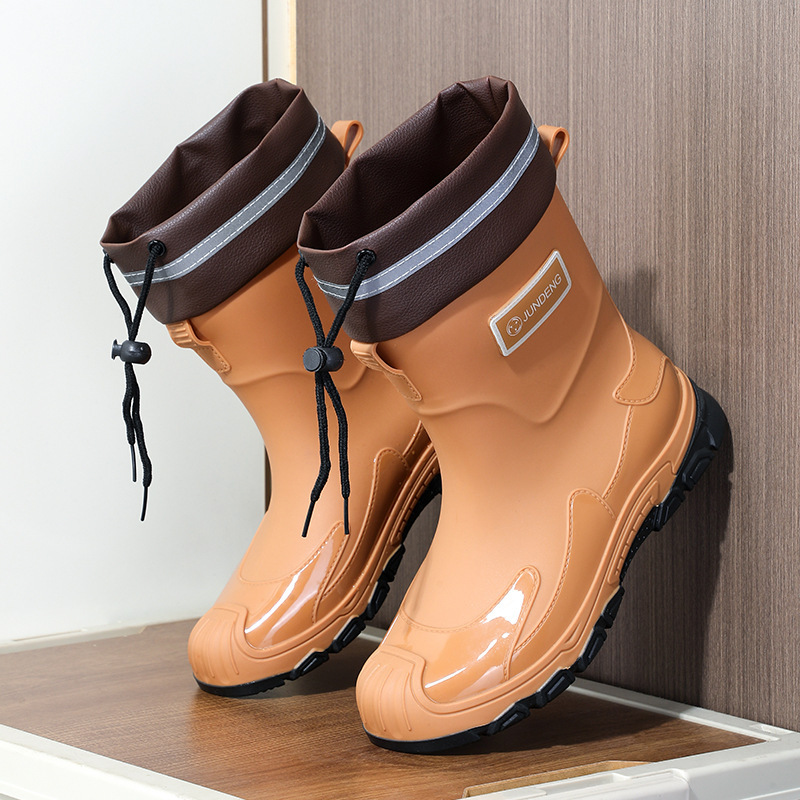 Rain Boots for Men, Mid-Calf Waterproof Shoes, Non-Slip and Wear-Resistant, Outdoor Work Rubber Shoes, Rider Delivery Water Boots, Fishing Rain Boots for Men