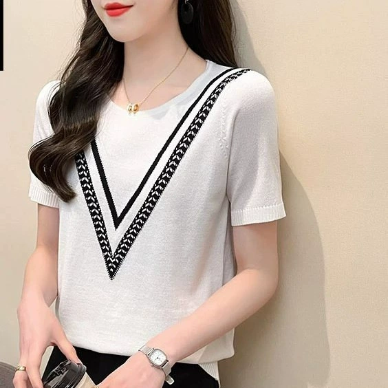 Новинка 2025 года, летняя трикотажная женская рубашка с короткими рукавами, пуловер с круглым вырезом, свитер, облегающий топ в корейском стиле