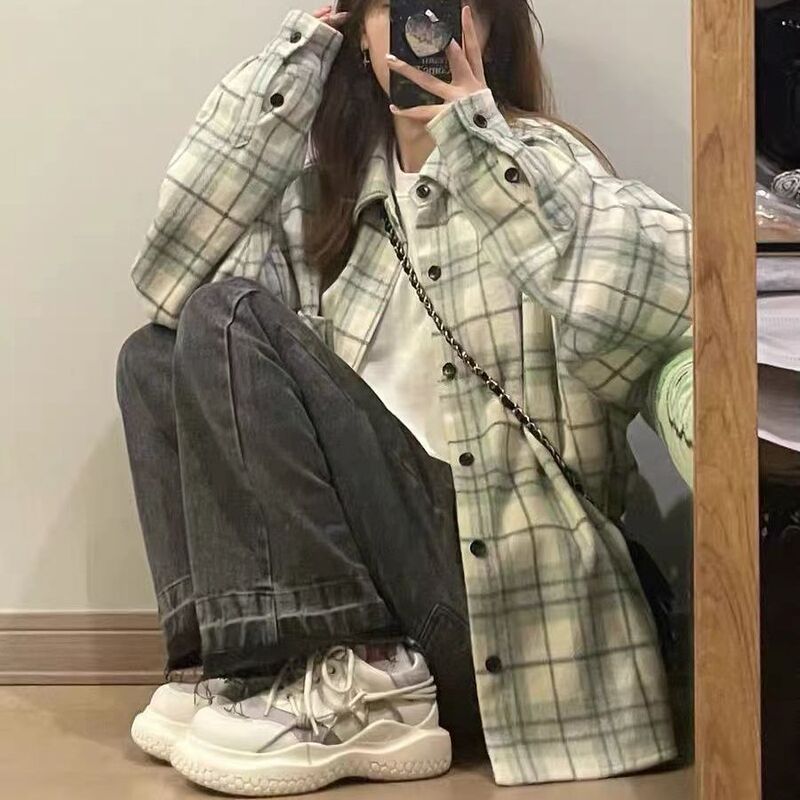 Spring and Autumn Green Long-Sleeved Plaid Shirt New Korean Style Lazy Style Loose Lapel Shirt Design Jacket for Women Spring and Autumn Green Long-Sleeved Plaid Shirt New Korean Style Lazy Style Loose Lapel Shirt Design Jacket for Women