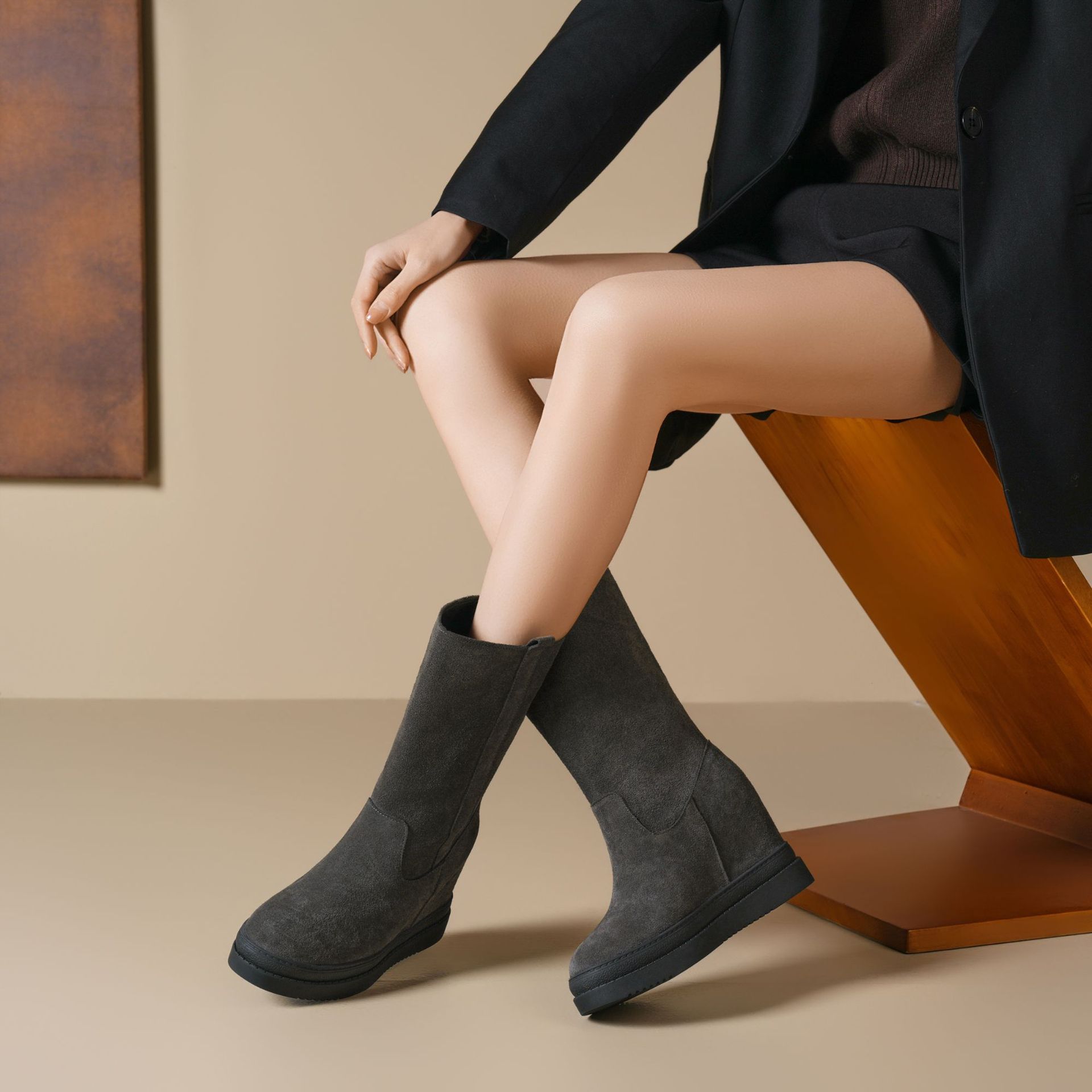 Boot nữ cổ thấp tăng chiều cao đế xuồng phong cách Hàn Quốc — Màu xám với fleece