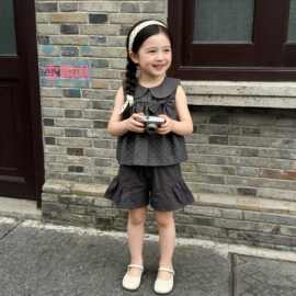 雪萌哒2026夏季新款女童休闲套装 娃娃领波点无袖背心短裤两件套