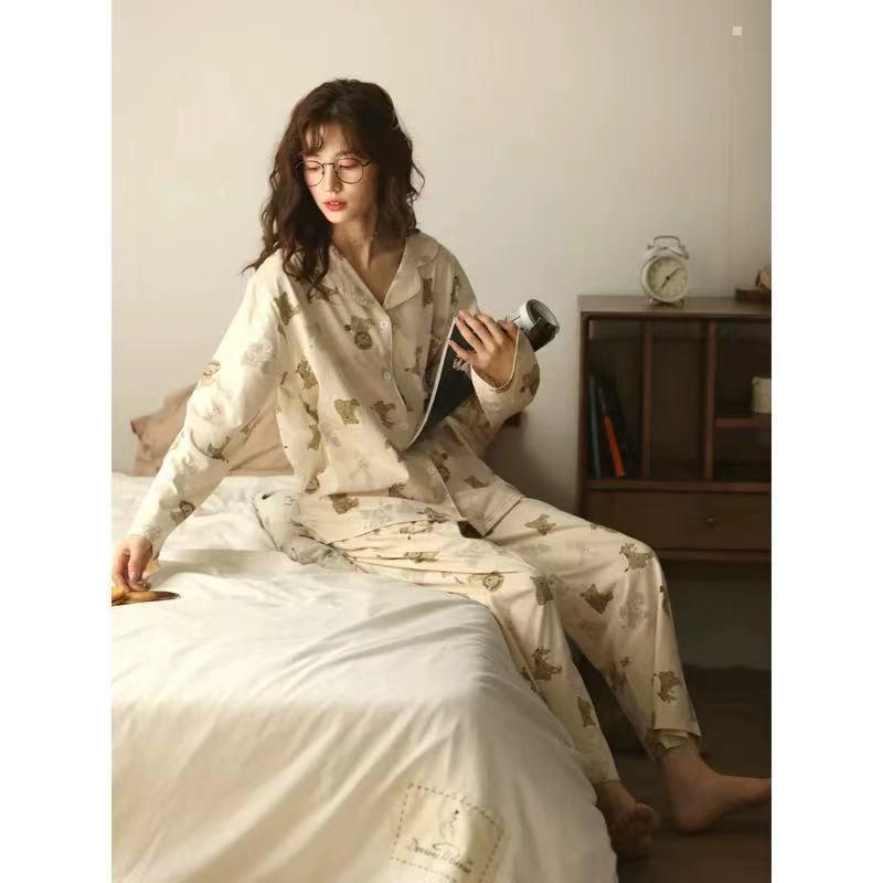 2025 otoño nuevo estilo pantalones de manga larga lindo pijamas de perro pequeño japonés suelto traje de servicio a domicilio casual primavera